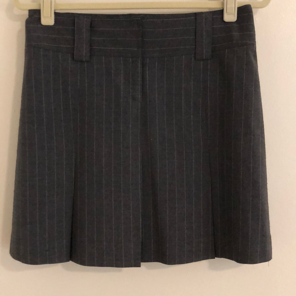 Campaign grey & ivory pin stripe skirt